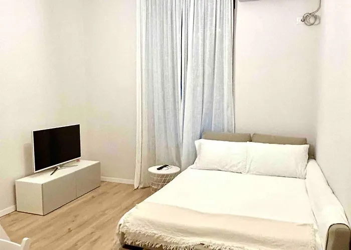 Studio Apartment Near Bocconi