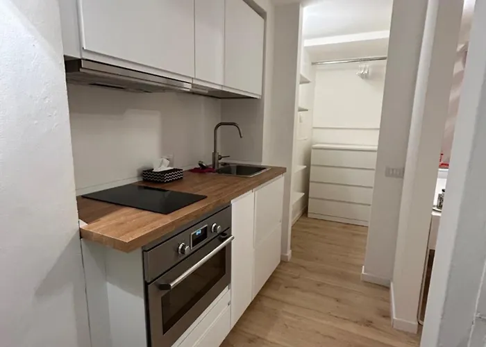 Studio Apartment Near Bocconi