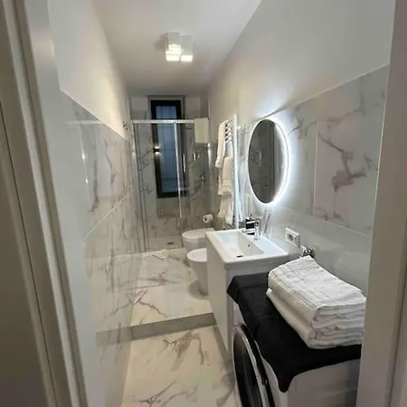 Studio Apartment Near Bocconi Milan Exterior photo